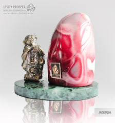 Bronze figure of monkey philosophy with mookaite jasper on marvel plate A0098A