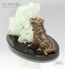 Bronze figure of a dog breed St.Bernard with green quartz on a dolerite plate Бронзовая собака породы Сенбернар с зеленым кварцем на пластине из долерита