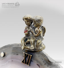 Clock with a bronze cupid figures with garnet heart on agate plate Часы с бронзовыми купидонами и сердцем из граната на пластине из агата подарок на свадьбу 