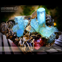 Sky Blue aquamarine Island with Pink Apatite 9 020 CT on Muscovite Небесно-голубой аквамариновый «Остров» с розовым Апатитом 9 020 Карат на мусковите 