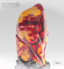Solid Dragon Eye  polishing stone jasper mookaite   yaspis on a wooden stand   Драконий глаз  полированный камень из яшмы мукаита  яспис на деревянной подставке 