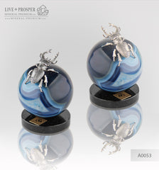  Silver figure of beetle deer on agate sphere and a dolerite plate silver 925 Серебренный жук олень на сфере из агата на пластине из долерита серебро 925 проба