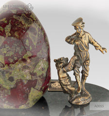 Bronze Gypsy men with Bear cub  Figures with Heliotrope on a Dolerite plate