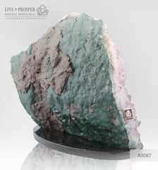 Gift Minerals Amethyst with Bronze scorpion figure with demantoid inserts Подарки из минералов аметист с бронзой скорпион со вставками из демантоидов