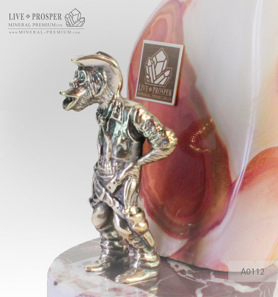 Bronze figure of monkey sheriff with jasper on dolerite marvel A0112