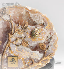 Bronze ladybug with Swarovski inserts with geode agate on a dolerite plate and the LED backlight Бронзовая Божья коровка со вставками Swarovski на жеоде агата на пластине из долерита и светодиодной подсветкой Mineral Premium Eshurin 