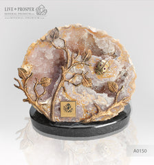 Bronze ladybug with Swarovski inserts with geode agate on a dolerite plate and the LED backlight Бронзовая Божья коровка со вставками Swarovski на жеоде агата на пластине из долерита и светодиодной подсветкой Mineral Premium Eshurin 