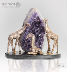 Bronze giraffes family with agate geode amethyst on a dolerite plate Бронзовое Семейство жирафов с жеодой агата аметистовой друзой на пластине из долерита 