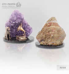 Bronze figures of the dog and Gramophone with agate geode amethyst on a dolerite plate Бронзовые собака и Патефон с жеодой агата аметистовой друзой на пластине из долерита 