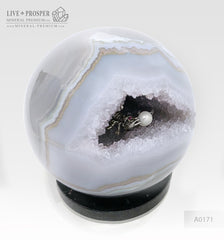 Mineral premium Silver figure of scorpion inside geode agate amethyst sphere with sea pearl and Swarovski inserts on dolerite plate Серебряный скорпион внутри жеоды аметиста агатовой сферы с морской жемчужиной и вставками из Сваровски на пластине из долерита Минерал премиум подарок руководителю подарок скорпионам 