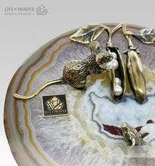 Bronze figures of mice with beans and pearls on an agate slice and a marble plate Бронзовые фигурки мышей с фасолью и жемчугом на срезе агата и пластине из мрамора год крысы 2020 Новый год крысы 2020 подарок на новый год Mineral Premium 