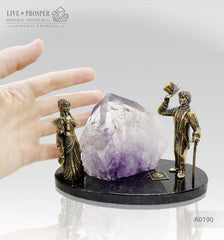 Bronze figures of Gentleman and lady with amethyst on a dolerite plate Бронзовые Amethyst wedding anniversary джентльмен и дама с аметистом на пластине из долерита Аметистовая свадьба