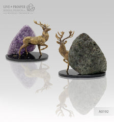 Bronze deer figure with agate geode amethyst druze on a dolerite plate Бронзовый олень с агата жеода аметистовой друзой на пластине из долерита Mineral premium Минерал премиум подарок для руководителя кабинетная скульптура 