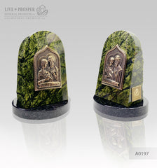 Weding gift bronze overlay of the icon figures of Peter and Fevronia with serpentinite Бронзовая иконка Петра и Февронии на змеевике подарок молодоженам на свадьбу 