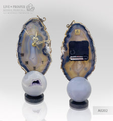 Сlock with bronze scorpion and sea pearl with Swarovski inserts on agate plate and geode agate amethyst sphere on a dolerite base Часы с бронзовым скорпионом и морской жемчужиной со вставками из Swarovski на агатовой пластине и сферы из жеоды аметиста агата на основании из долерита подарок руководителю 