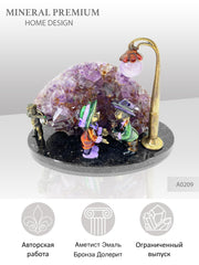 Bronze composition of cupid and sweethearts with a rose flower and street light within geode agate amethyst druzy background and amethyst sphere of amethyst on a dolerite plate Бронзовая композиция с амуром, влюблёнными c розой и уличным фонарём на фоне агата жеода аметистовой друзы и сферой из аметиста на пластине из долерита