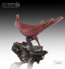 Gift Minerals stone carving red jasper carving of Imperial Parrot " Corella " on a wooden stand Подарки из минералов статуэтка  красная яшма Императорский попугай "Корелла"   на деревянной подставке