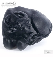 Solid black obsidian Bull carving Бык из черного обсидиана 