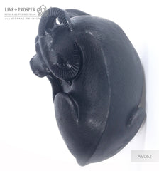 Solid black obsidian Bull carving Бык из черного обсидиана 