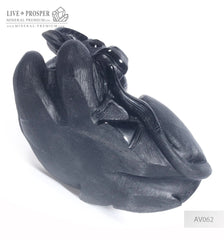 Solid black obsidian Bull carving Бык из черного обсидиана 