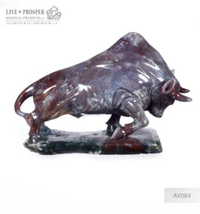 Solid Indian Agate carving of Bull Бык из Индийского агата 