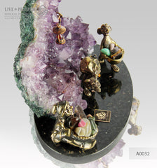 Bronze Dwarf with Miners mouse Figures at Amethyst mine on dolerite plate  Бронзовые Гном с шахтерами Мышами в шахте из Аметиста на пластине из долерита 