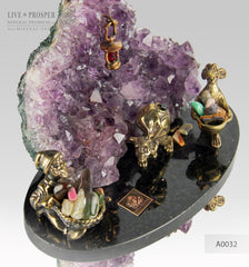 Bronze Dwarf with Miners mouse Figures at Amethyst mine on dolerite plate  Бронзовые Гном с шахтерами Мышами в шахте из Аметиста на пластине из долерита 