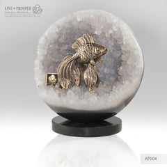 Bronze figure of goldfish with demontoids eyes in amethyst agate geodes sphere on a dolerite plate Бронзовая "Золотая" рыбка с глазами из демантоидов в шаре из жеод агата аметиста на пластине из долерита