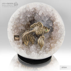 Bronze figure of goldfish with demontoids eyes in amethyst agate geodes sphere on a dolerite plate Бронзовая "Золотая" рыбка с глазами из демантоидов в шаре из жеод агата аметиста на пластине из долерита