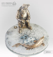 Gift for fisherman  Bronze figures of fisherman and sturgeon with demantoid inserts on agate and marvel plates Agate with bronze Подарок рыбаку Бронзовые рыбак и осётр со вставками из демантоидов на агатовой и мраморной пластинах агат с бронзой кабинетная скульптура 