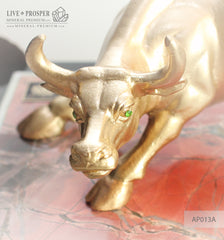 Bronze figure of bull gold plated with demantoids inserts on jasper plate Бронзовый бык с золотым напылением со вставками из демантоидов на панно из яшмы
