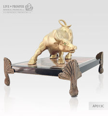 Bronze figure of bull gold plated with demantoids inserts on jasper plate Бронзовый бык с золотым напылением со вставками из демантоидов на панно из яшмы