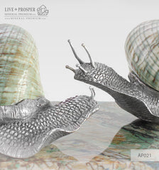 Home décor Two Snails from the Seashell with a tin lining on a marble base - salt and pepper shakers  Декор для дома Две Улитки из Морской раковины c накладкой из олова на подставке из мрамора  – солонка и перечница