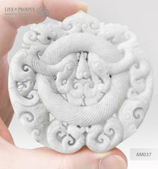 Marble Amulet on a wooden support - Celestial Dragons Мраморный Амулет на подставке из дерева – Небесные драконы 