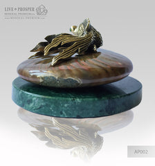 Bronze goldfish Figure with demantoid eyes with pearls on ammonit - marble base Бронзовая "Золотая" Рыбка с Жемчугом на Аммоните - Подставка из Мрамора
