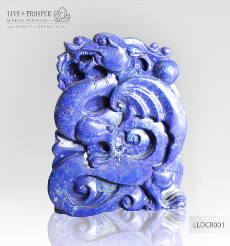 Lapis lazuli carving of a dragon in medieval German style on a wooden stand