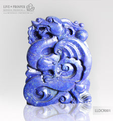 Lapis lazuli carving of a dragon in medieval German style on a wooden stand Резной дракон в средневековом Германском стиле из лазурита на деревянной подставке оберег от сглаза protects from evil eye stone carving  резьба по камню Лаузрит дракон из лазурита Lapis lazuli dragon