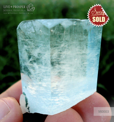 Sky Blue aquamarine 257 CT - jewellery stone