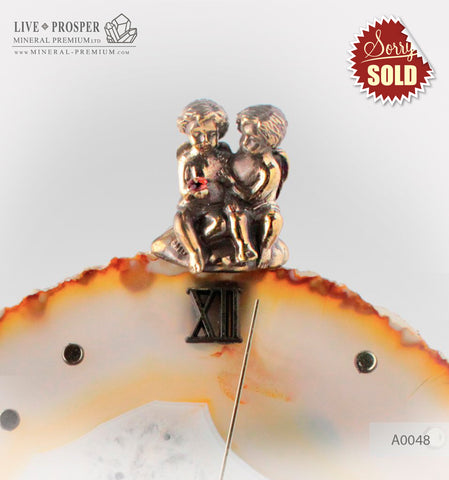 Сlock with Bronze angels Figures with Garnet heart on Agate plate