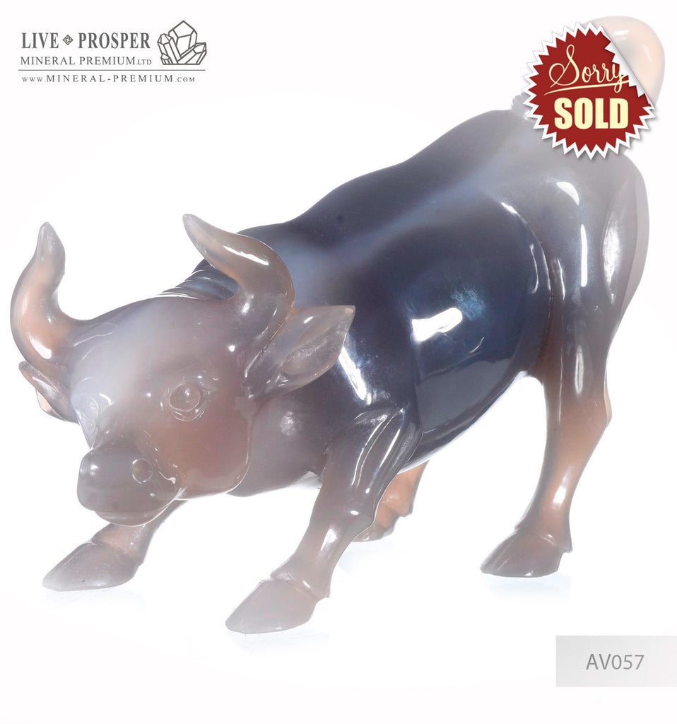 Solid Agate carving of Bull